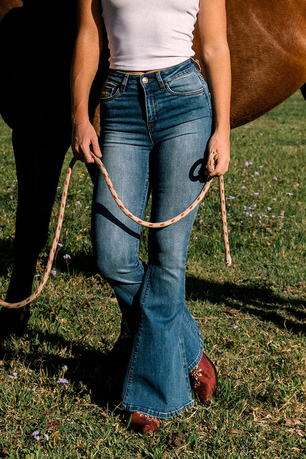 RINGERS WESTERN Bowie Womens Flare Jean - Vintage Blue Wash.