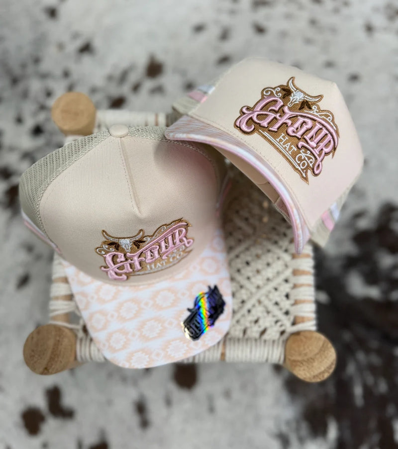 GFour INFINITY 2.0 Aztec - Ivory / Pink Deep Fit Trucker