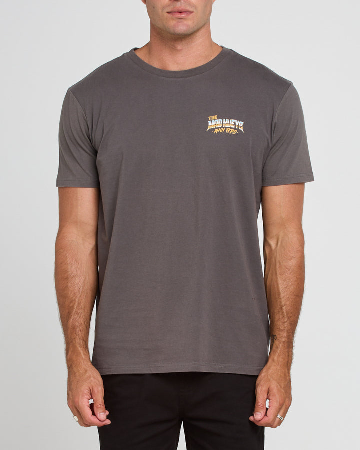 The Mad Hueys CHROME AHOY FKRS | SS TEE - VINTAGE BLACK