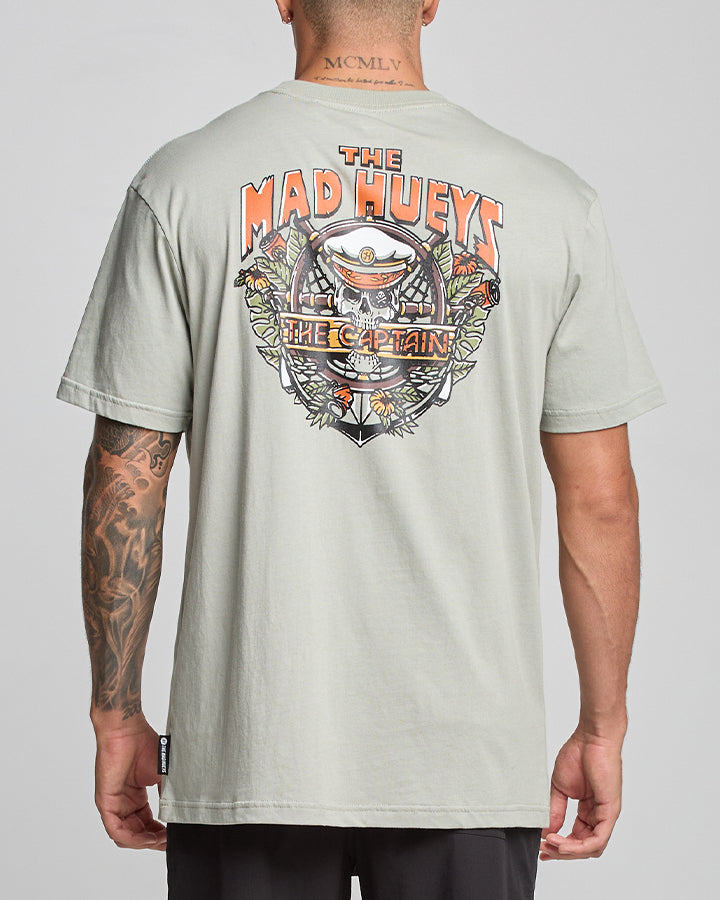 The Mad Hueys THE ISLAND CAPTAIN | SS TEE - FADED DUST