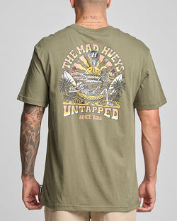 The Mad Hueys UNTAPPED | SS TEE - OLIVE