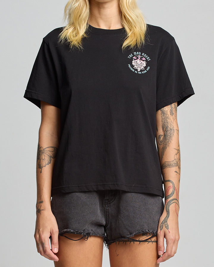 The Mad Hueys FREEDOM HIGH SEAS | WOMENS SS TEE - BLACK