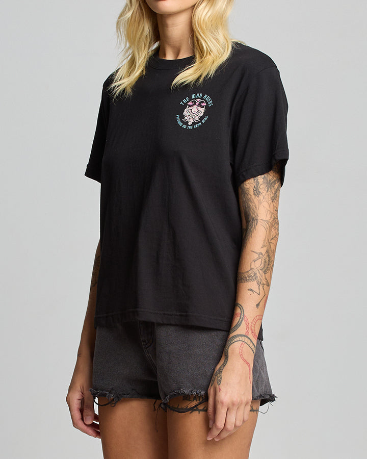 The Mad Hueys FREEDOM HIGH SEAS | WOMENS SS TEE - BLACK