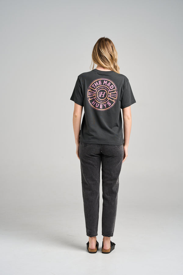 The Mad Hueys MAD SERIES | WOMENS SS TEE - VINTAGE BLACK