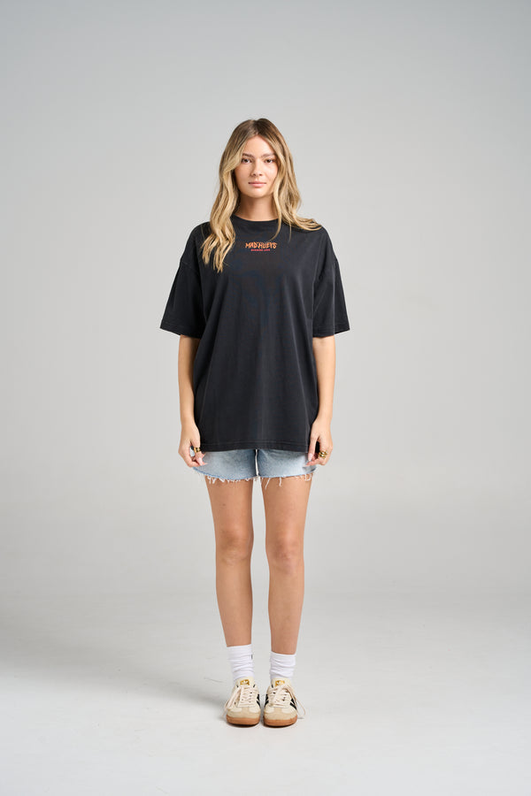 The Mad Huey BURNING LOVE | WOMENS OVERSIZED SS TEE - WASHED BLACK