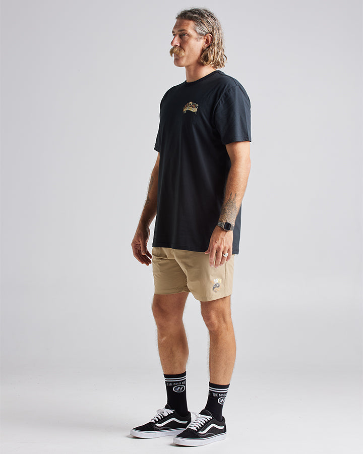 The Mad Hueys COMPASS CAPTAIN | SS TEE - BLACK