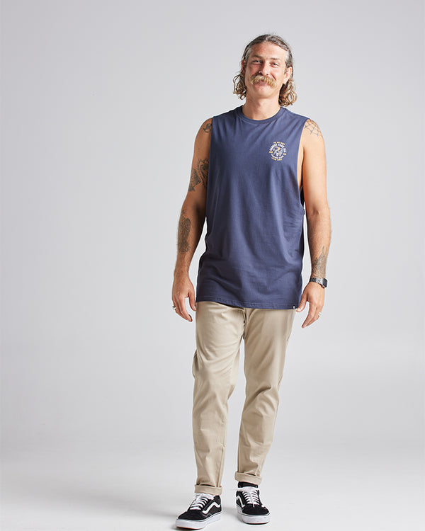 The Mad Hueys - STILL CATCHING FK ALL | MUSCLE - NAVY