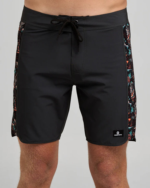 The Mad Hueys She'll Be Right / 18" Boardshort - Vintage Black