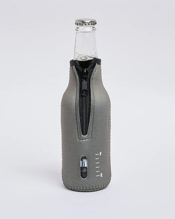 The Mad Hueys KRAKEN PORT HOLE | TALL STUBBY COOLER - OLIVE