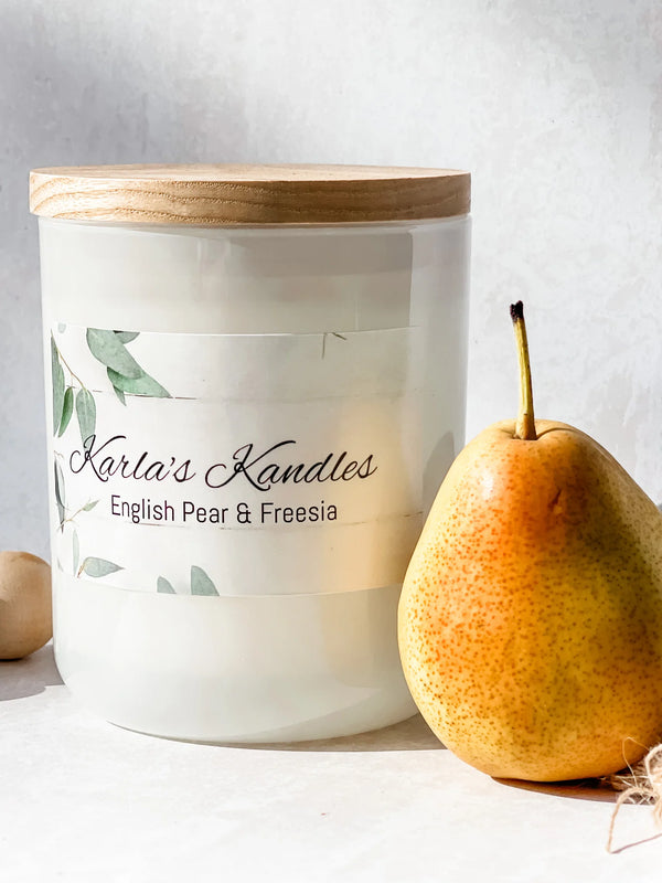 Karla's Kandles-Green Pear & Guava SOY CANDLE