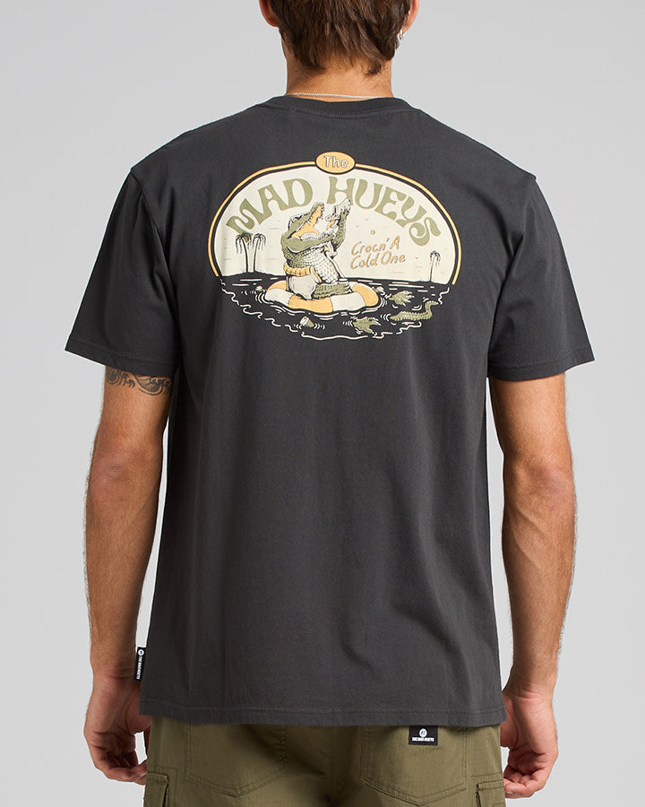 The Mad Hueys CROCN A COLDIE | SS TEE - VINTAGE BLACK