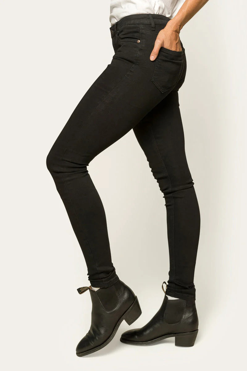 RINGERS WESTERN Sophie Mid Rise Skinny Leg Jeans - Black