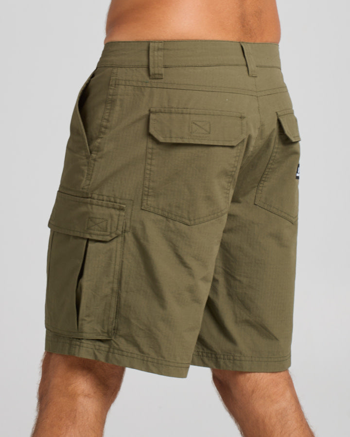 The Mad Hueys SNAGGED | 20" CARGO SHORT - OLIVE