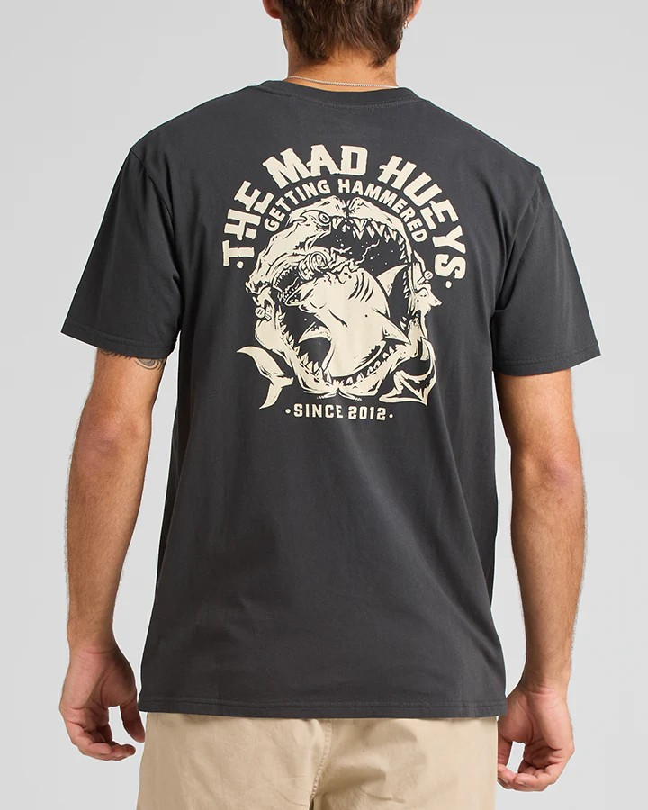 The Mad Hueys GETTING HAMMERED | SS TEE - VINTAGE BLACK