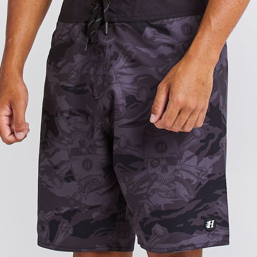 The Mad Hueys Hooked Boardshorts 19'- Black